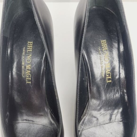 Bruno Magli Classic Black Leather Pointed Toe Kitten High Heel Size 6 1/2 - Picture 6 of 16
